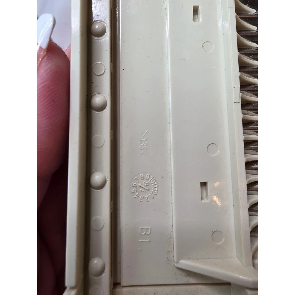 Pampered Chef Ultimate Mandoline Slicer Replacement Blades and‎ Storage Case A2